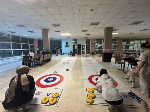 Aydın&rsquo;da &ouml;ğrenciler Kadınlar G&uuml;n&uuml;&rsquo;n&uuml; sporla kutladı
