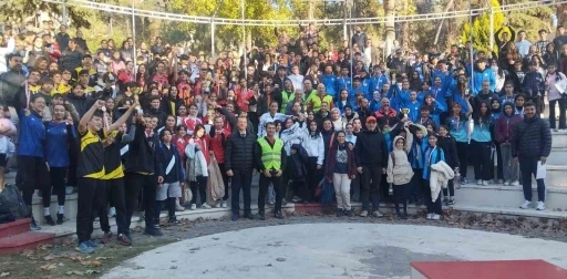 Aydın&rsquo;da okul sporları oryantiring il birinciliği yarışmaları tamamlandı
