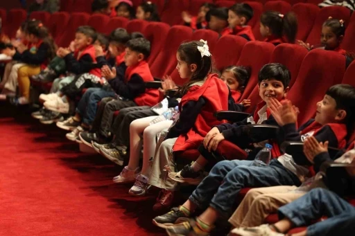 Aydın&rsquo;da yetişkinler ve &ccedil;ocuklar i&ccedil;in tiyatro etkinlikleri sahnelendi
