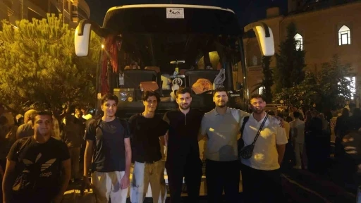 Aydın&rsquo;dan 109 hafız dualarla umreye uğurlandı
