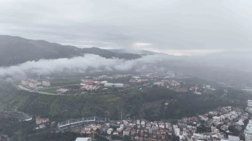 Aydın g&uuml;ne bulutla uyandı
