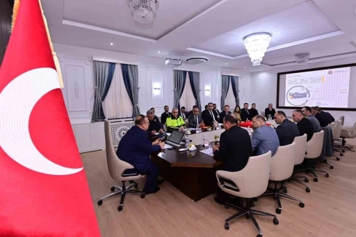 Aydın&rsquo;ın ulaşımını rahatlatacak projeler ele alındı
