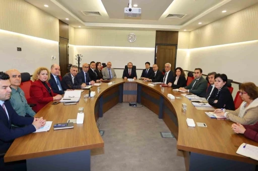 Aydın Şehir Hastanesi&rsquo;nde &uuml;&ccedil;&uuml;nc&uuml; etap taşınma s&uuml;reci ele alındı
