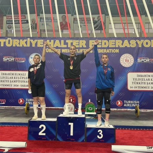 Aydınlı sporculardan T&uuml;rkiye şampiyonalarında &ccedil;ifte başarı
