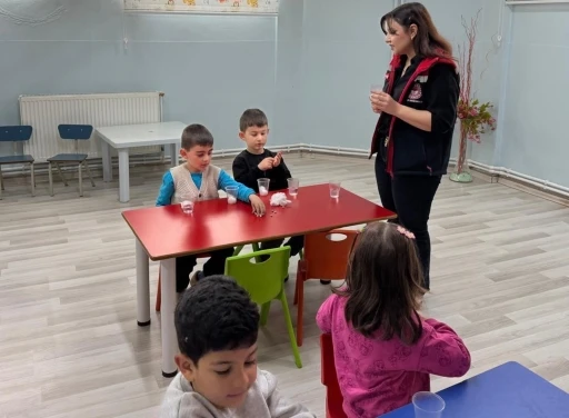 Aydıntepe&rsquo;de miniklere ata tohumunun &ouml;nemi ve ekolojik tarım anlatıldı
