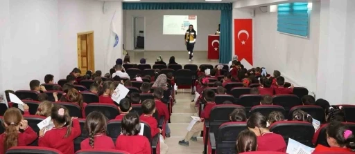 Aydıntepe’de öğrencilere ‘Sağlıklı Çocuk Sağlıklı Gelecek’ Projesi kapsamında eğitim verildi
