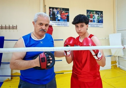 Aygül Özdemir’den Elazığ’a bronz madalya
