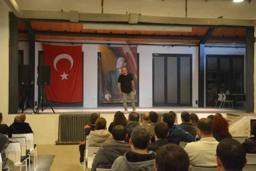 Ayhan Taş, Sinop’ta hayranlarıyla buluştu
