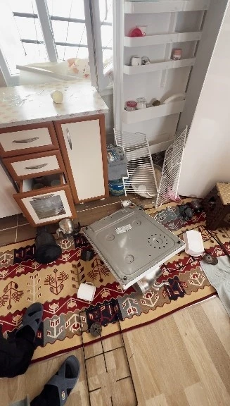 Ayılar Trabzon&rsquo;da yaylalardan sonra mahallelere dadandı
