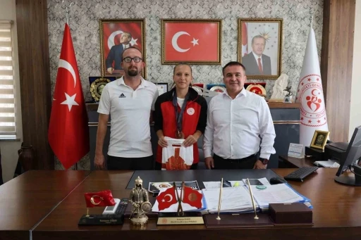Ayla Köse’den gurur veren başarı
