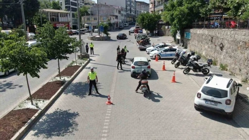 Ayvacık’ta trafik ve asayiş uygulaması
