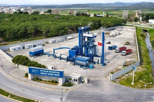 Ayvalık asfaltını artık kendi &uuml;retecek
