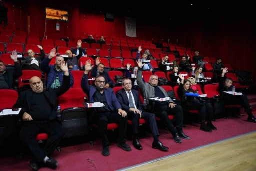 Ayvalık Belediyesi&rsquo;nin 2025 Yılı Faaliyet Raporu oy birliğiyle kabul edildi
