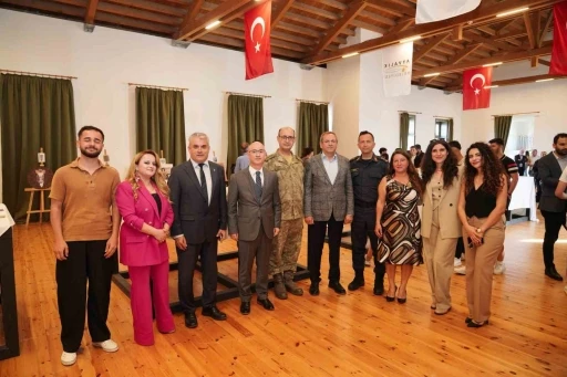 Ayvalık’ın hasat zamanını sergilediler
