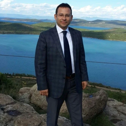 Ayvalık&rsquo;ın sevilen başsavcısı Metin Tokel İzmir Cumhuriyet Başsavcı vekilliğine atandı
