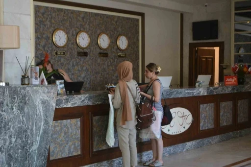 Ayvalık’ta bayram yoğunluğu yüzde 100 seviyesinde sürüyor
