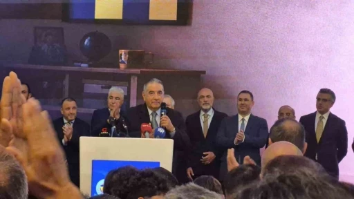 Aziz Yıldırım: "Yeniden en b&uuml;y&uuml;k Fenerbah&ccedil;e d&ouml;nemi ufukta"
