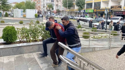 Babasını tüfekle öldüren zanlı adliyeye sevk edildi
