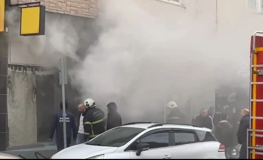 Bafra’da işyeri yangını
