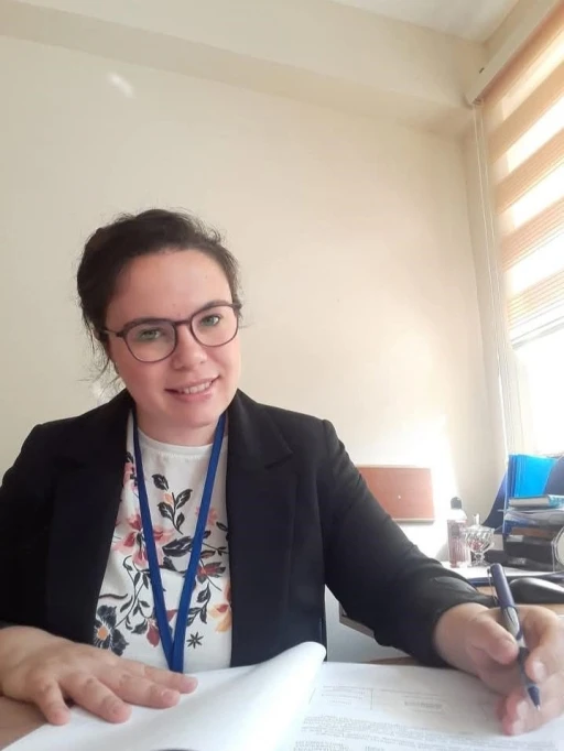Bafra&rsquo;da kayıp kadın, baraj g&ouml;l&uuml;nde otomobil i&ccedil;inde &ouml;l&uuml; bulundu
