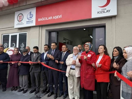 Bağcılar&rsquo;da g&uuml;nl&uuml;k 5 bin kişiye sıcak yemek verme kapasitesine sahip aşevi a&ccedil;ıldı
