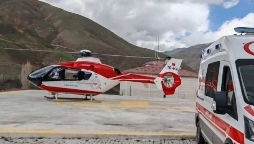 Bahçesaray’da 86 yaşındaki hasta helikopterle sevk edildi
