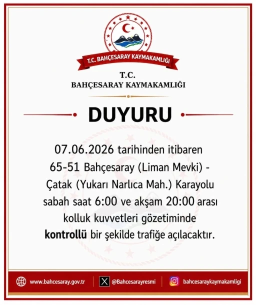 Bah&ccedil;esaray yolu kontroll&uuml; olarak ulaşıma a&ccedil;ıldı
