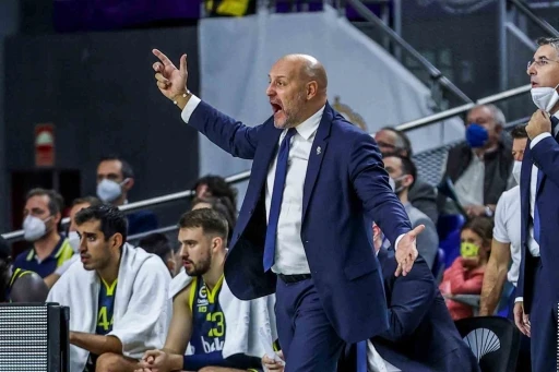 Bah&ccedil;eşehir Koleji, başantren&ouml;r Aleksandar Djordjevic ile anlaştı
