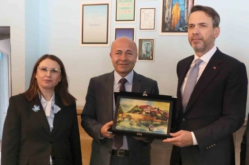 Bakan Bayraktar, Başkan Çakır’ı ziyaret etti

