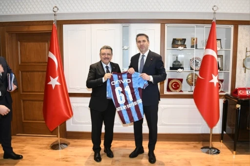 Bakan Bayraktar Trabzon&rsquo;da
