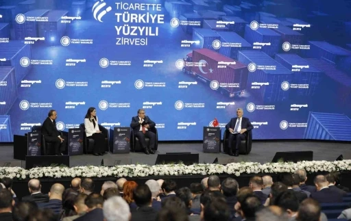 Bakan Bolat: "İstikrarına gıptayla bakılan ve rol model alınan bir &uuml;lke konumundayız"
