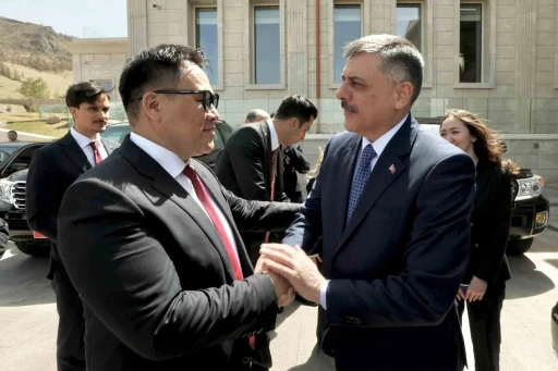 Bakan &Ccedil;ift&ccedil;i, Moğolistan Başbakan Yardımcısı Nomtoibayar ile g&ouml;r&uuml;şme ger&ccedil;ekleştirdi
