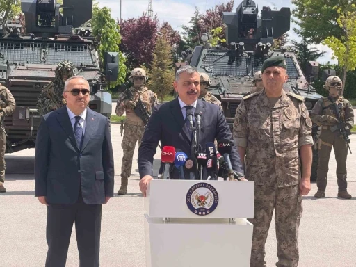 Bakan &Ccedil;ift&ccedil;i: "Bayram evi matem evi olmasın, sevincimiz h&uuml;zne d&ouml;n&uuml;şmesin"
