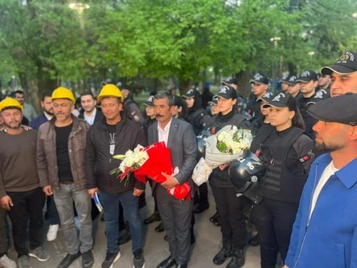 Bakan &Ccedil;ift&ccedil;i: "Madenci eyleminin sağduyu ve ve nezaket i&ccedil;inde sona ermesi anlamlı bir tablo ortaya koymuştur"
