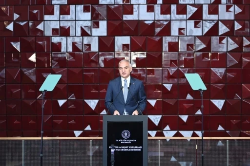 Bakan Ersoy: "13 binden fazla eser ait olduğu topraklara geri getirildi"
