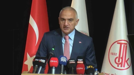 Bakan Ersoy: "Dil bir milletin sadece iletişim aracı değil hafızası, vicdanı ve y&uuml;reğidir"
