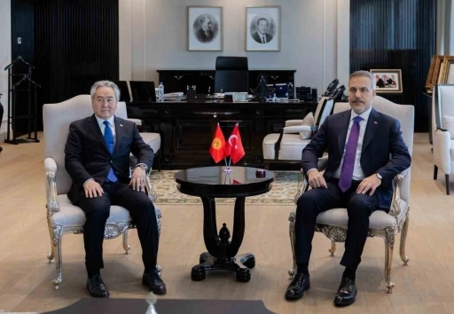 Bakan Fidan, Kırgızistanlı mevkidaşıyla bir araya geldi
