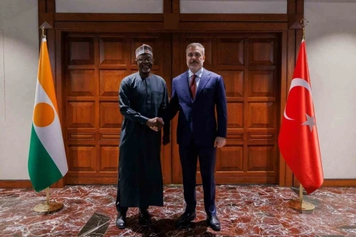 Bakan Fidan, Nijerli mevkidaşı Bakanı Sangare ile g&ouml;r&uuml;şt&uuml;
