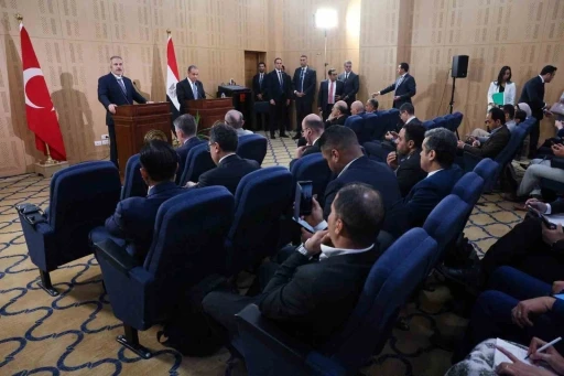 Bakan Fidan: &quot;Zalim, zulmüyle beraber tarihten silinecektir. Bunun Netanyahu’nun da başına geldiğini göreceksiniz&quot;
