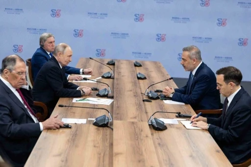 Bakan Fidan, Rusya Devlet Başkanı Putin ile g&ouml;r&uuml;şt&uuml;
