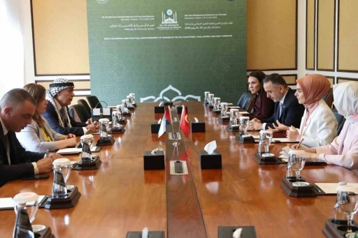 Bakan G&ouml;ktaş, Filistin ve Somalili bakanlar ile İİT temsilcileriyle bir araya geldi
