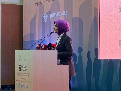 Bakan Göktaş: &quot;Aileyi korumak,  gelecek nesillere karşı sorumluluğumuzdur&quot;
