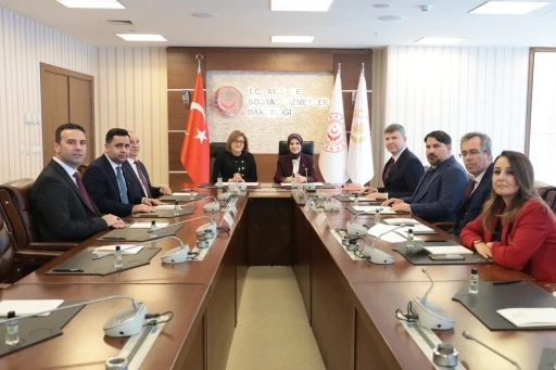 Bakan G&ouml;ktaş: "B&uuml;y&uuml;klerimizin refahını ve sosyal hayata katılımını artıracak &ccedil;alışmaları yaygınlaştırıyoruz"
