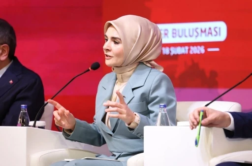 Bakan G&ouml;ktaş: "Valilerimizle, 86 milyon vatandaşımızın her birine dokunan sosyal hizmet ağımızı g&uuml;&ccedil;lendirmek i&ccedil;in &ccedil;alışıyoruz"
