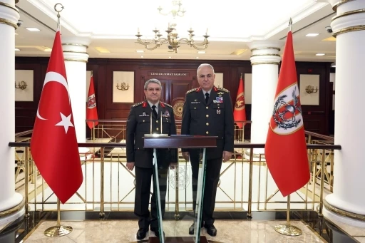 Bakan Güler, Genelkurmay Başkanlığındaki devir teslim törenine iştirak etti
