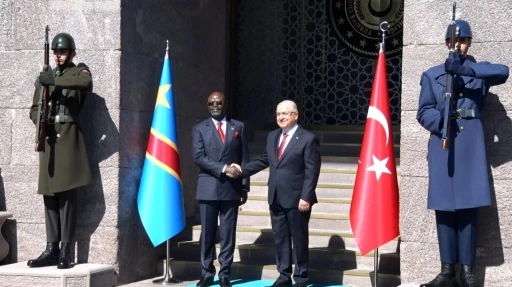Bakan G&uuml;ler, Kongo Demokratik Cumhuriyeti Cumhurbaşkanı Yardımcısı Muadiamvita ile g&ouml;r&uuml;şt&uuml;
