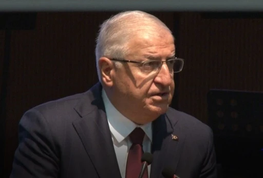 Bakan Güler: &quot;Terörsüz Türkiye süreci, bugünümüzün değil, yarınlarımızın da güvenliğini sağlamaya yönelik tarihi bir adımdır&quot;

