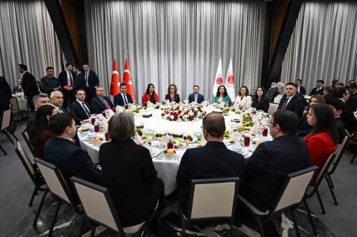 Bakan G&uuml;rlek: "Adalet devletin vicdanıdır"
