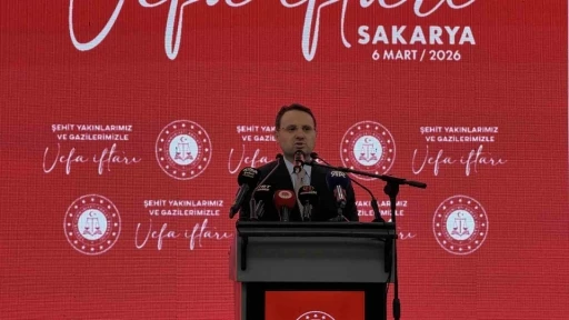 Bakan G&uuml;rlek: "Şehitlerimiz bu milletin istiklalinin m&uuml;h&uuml;rleridir, gazilerimiz ise fedakarlığın yaşayan nişaneleridir"
