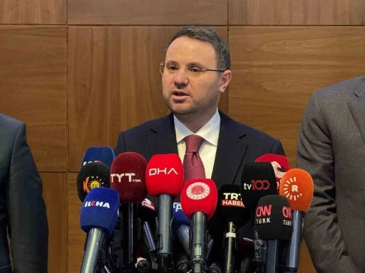 Bakan G&uuml;rlek: &rsquo;&rsquo;T&uuml;rkiye t&uuml;m olumsuzluklara rağmen istikrarını koruyan ve g&uuml;&ccedil;lenmeye devam eden bir &uuml;lkedir&rsquo;&rsquo;
